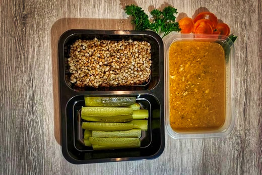 lunch box - catering - obiad - poniedziałek